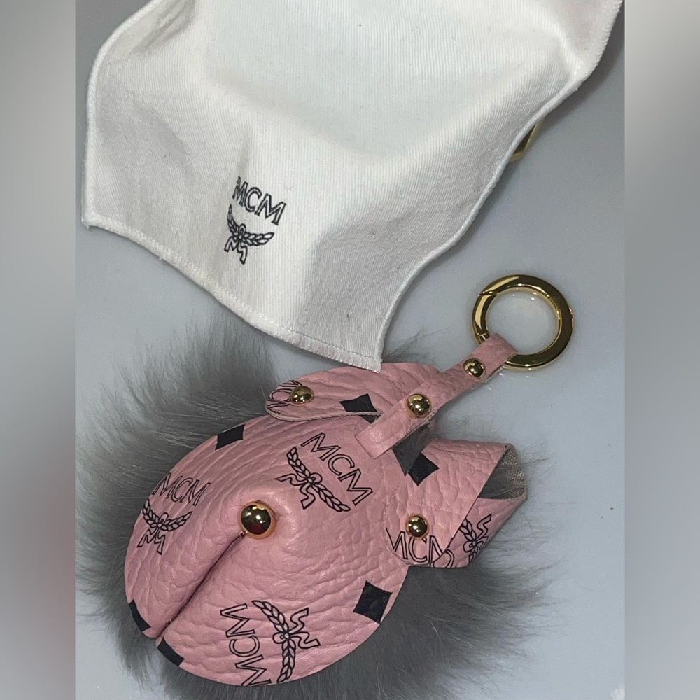 MCM Fur key ring/BAG CHARM